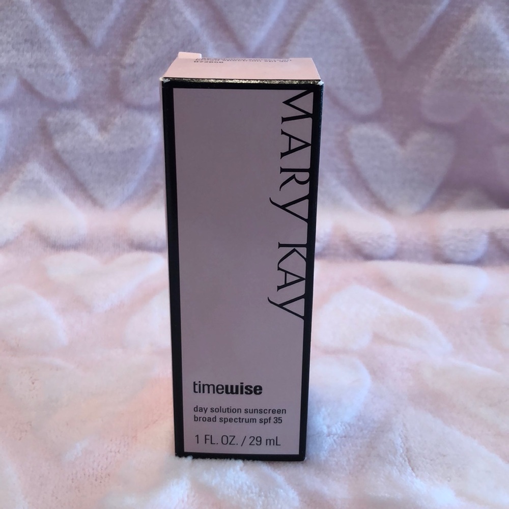 Mary Kay TimeWise day solution